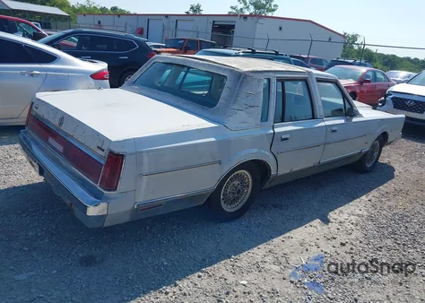 1985 Lincoln Town Car from USA, damaged, VIN 1LNBP96F9FY674464